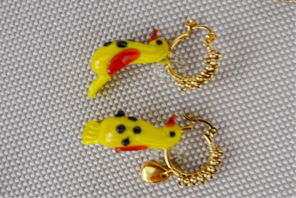 Golden yellow bird